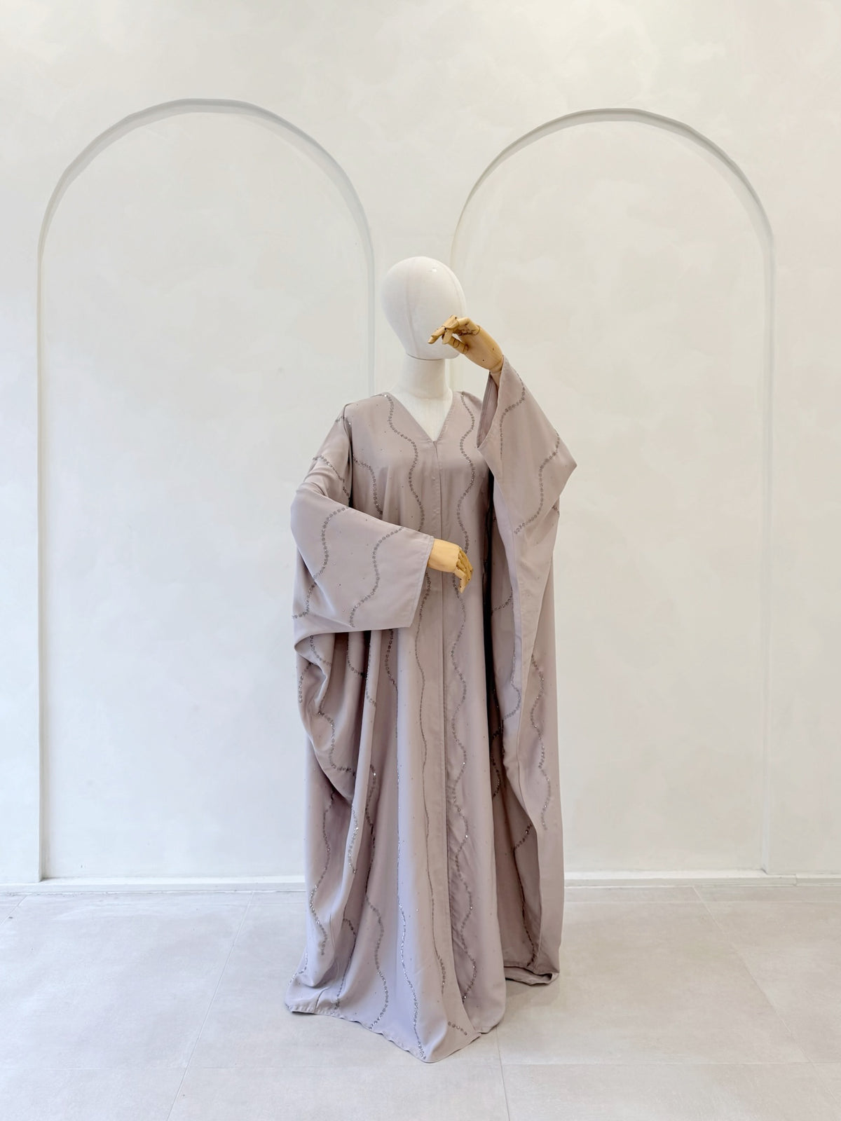 Abaya Nyrā