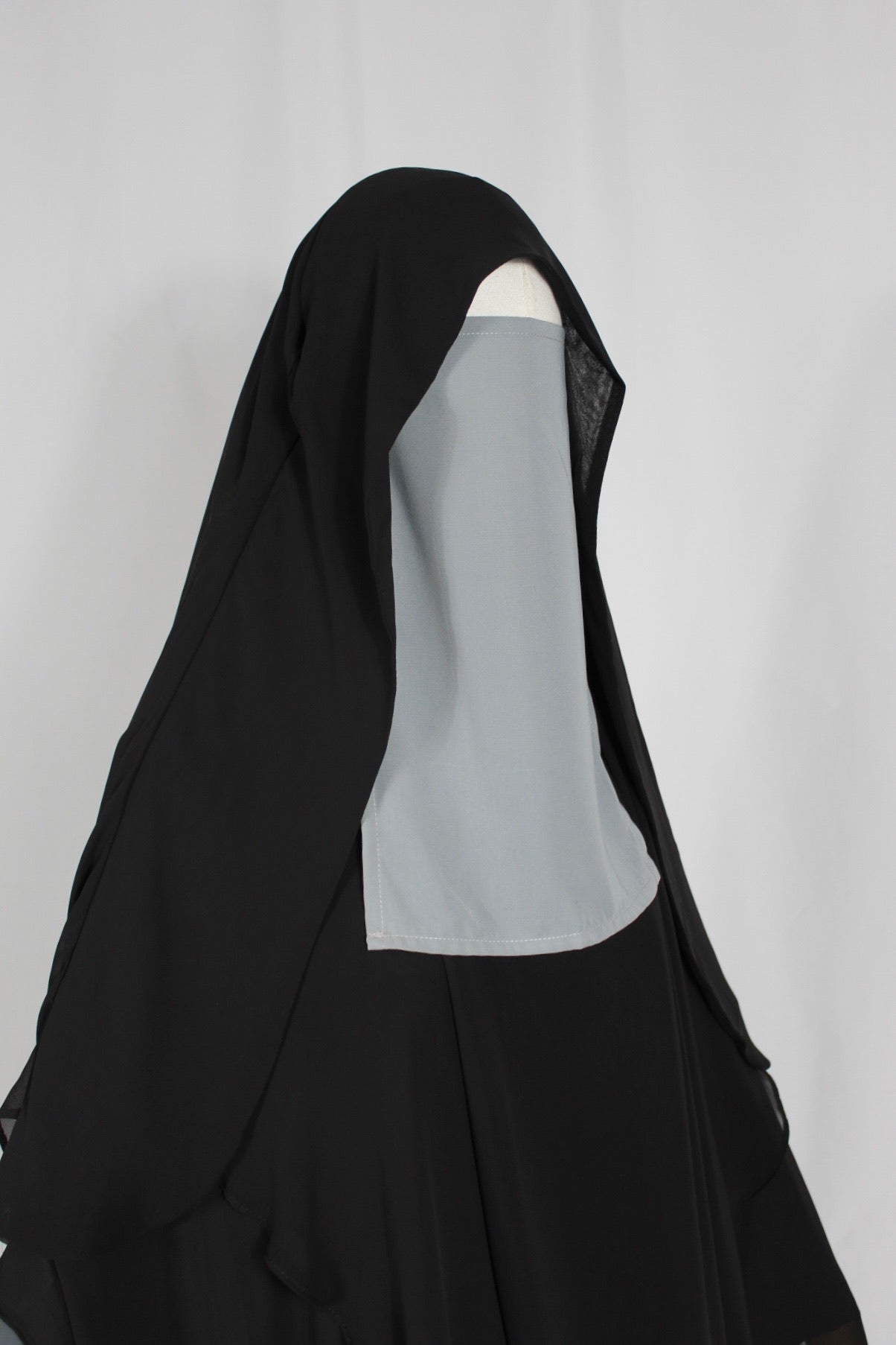 Half Niqab
