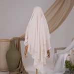 Khimar Butterfly pointu beige en mousseline chiffon, vue de dos avec deux voiles