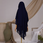 Khimar Butterfly pointu bleu marine en mousseline chiffon, vue de dos avec deux voiles