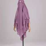 Khimar Butterfly pointu parme en mousseline chiffon, vue de face avec option niqab