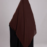 Maxi Hijab XXL à nouer chocolat, vue de dos